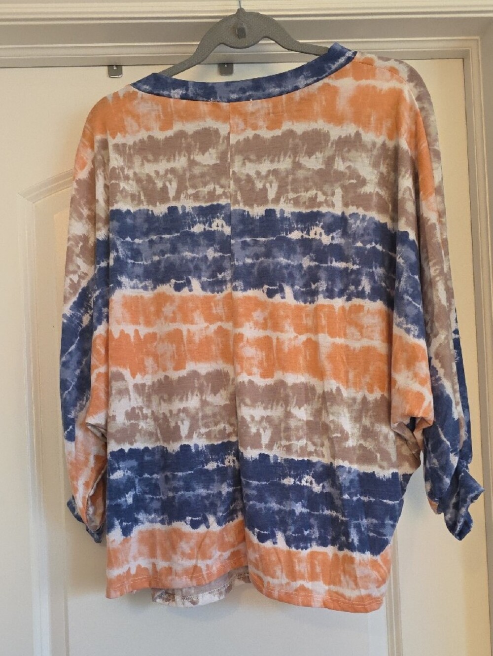 NWOT Sweet Lovely By Jen MediumTie-Dye Stripe Women's Top in Blue, Peach & Taupe - Picture 2 of 4